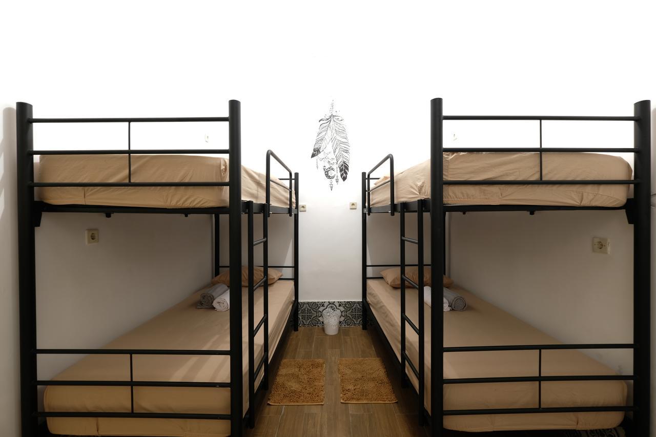 Wood Stone Hostel Yogyakarta Ngoại thất bức ảnh